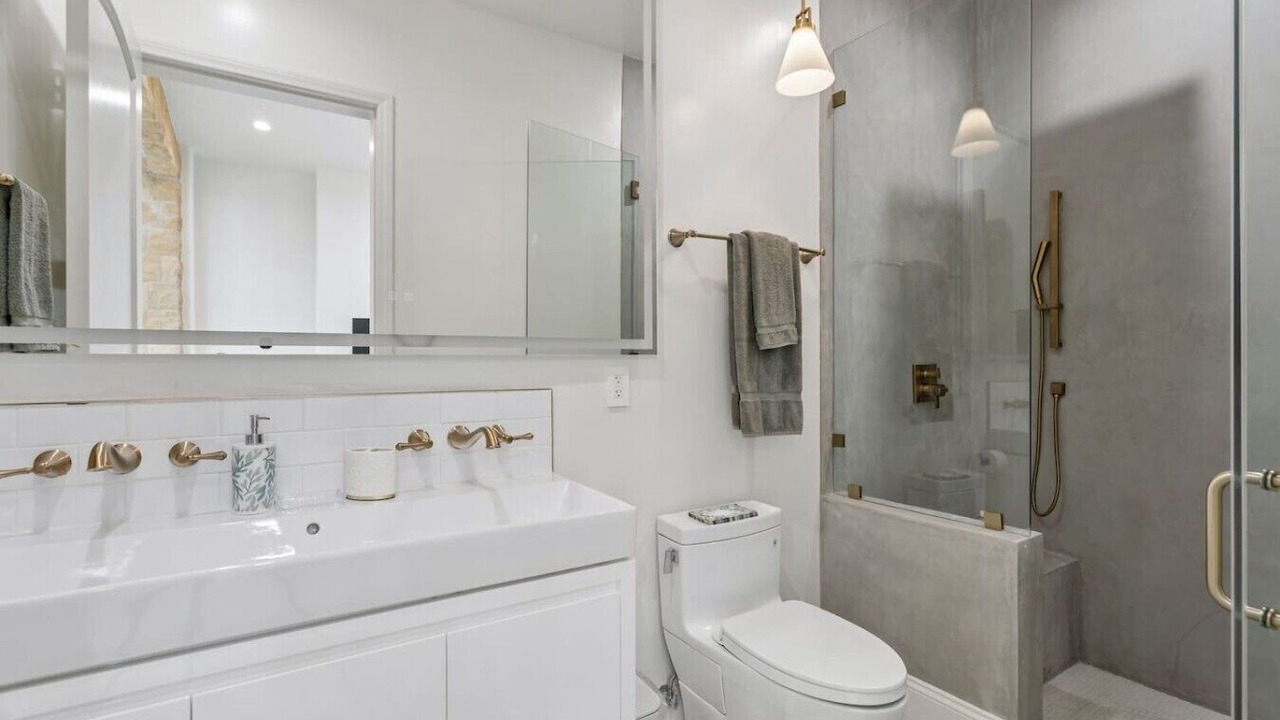 Photo of Bathroom in Malibu