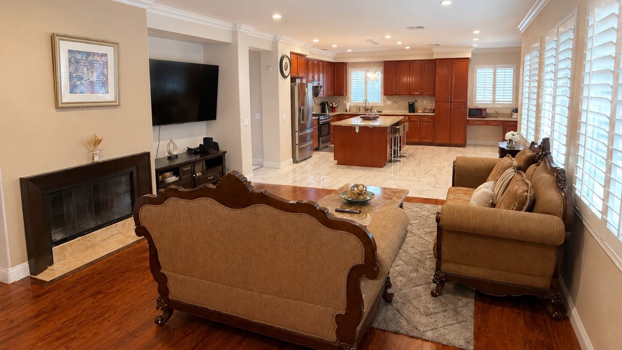 Photo of Livingroom in Eastvale Downs