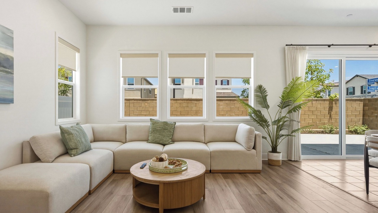 Photo of Livingroom in Hacienda Heights