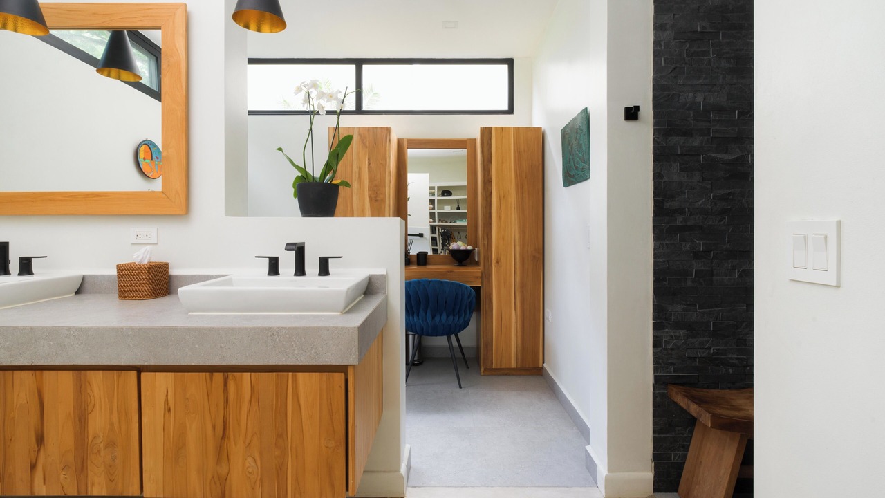 Photo of Bathroom in Playa Langosta