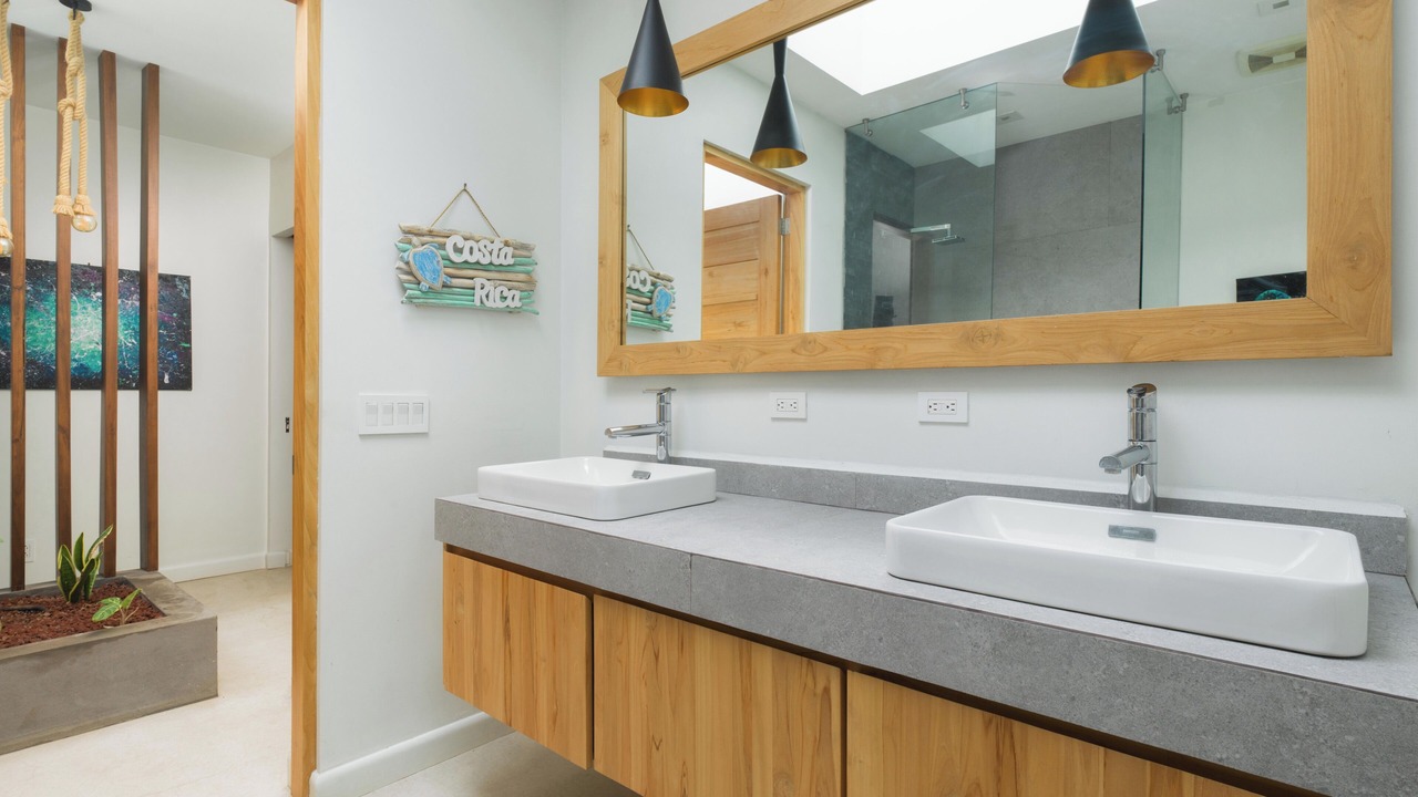 Photo of Bathroom in Playa Langosta