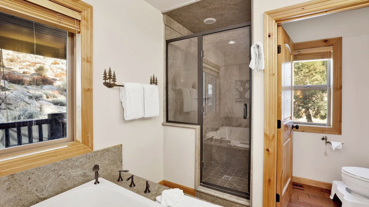 Photo of Bathroom in Fox Farm
