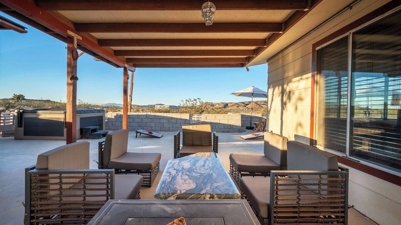 Photo of Patio Balcony in Landers