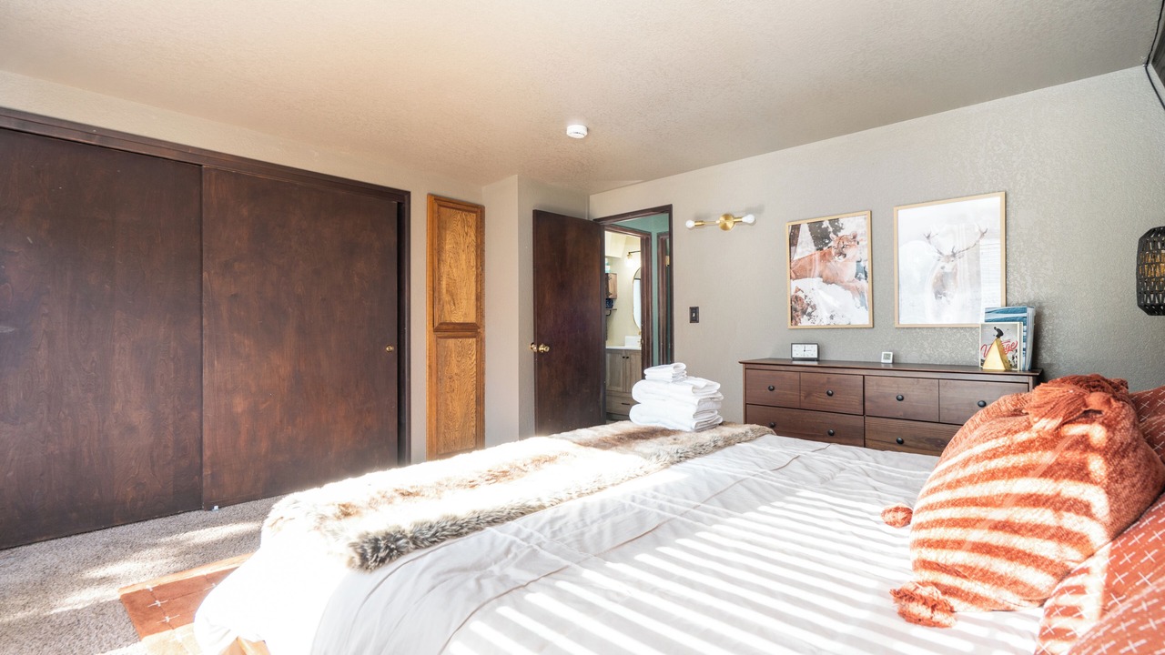 Photo of Bedroom in Big Bear City