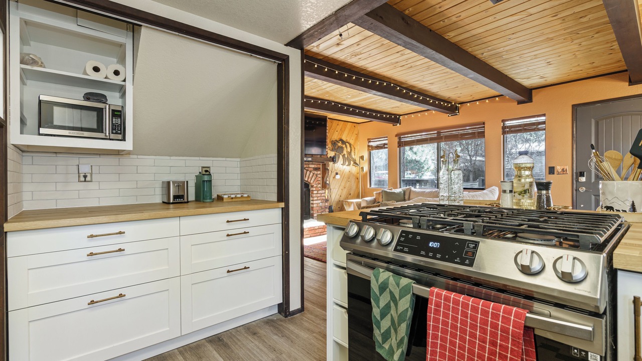 Photo of Kitchen in Big Bear City