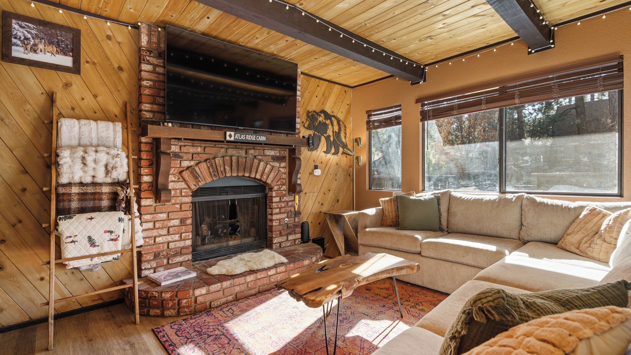 Photo of Livingroom in Big Bear City