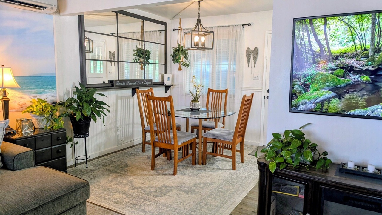 Photo of Livingroom in North Auburn