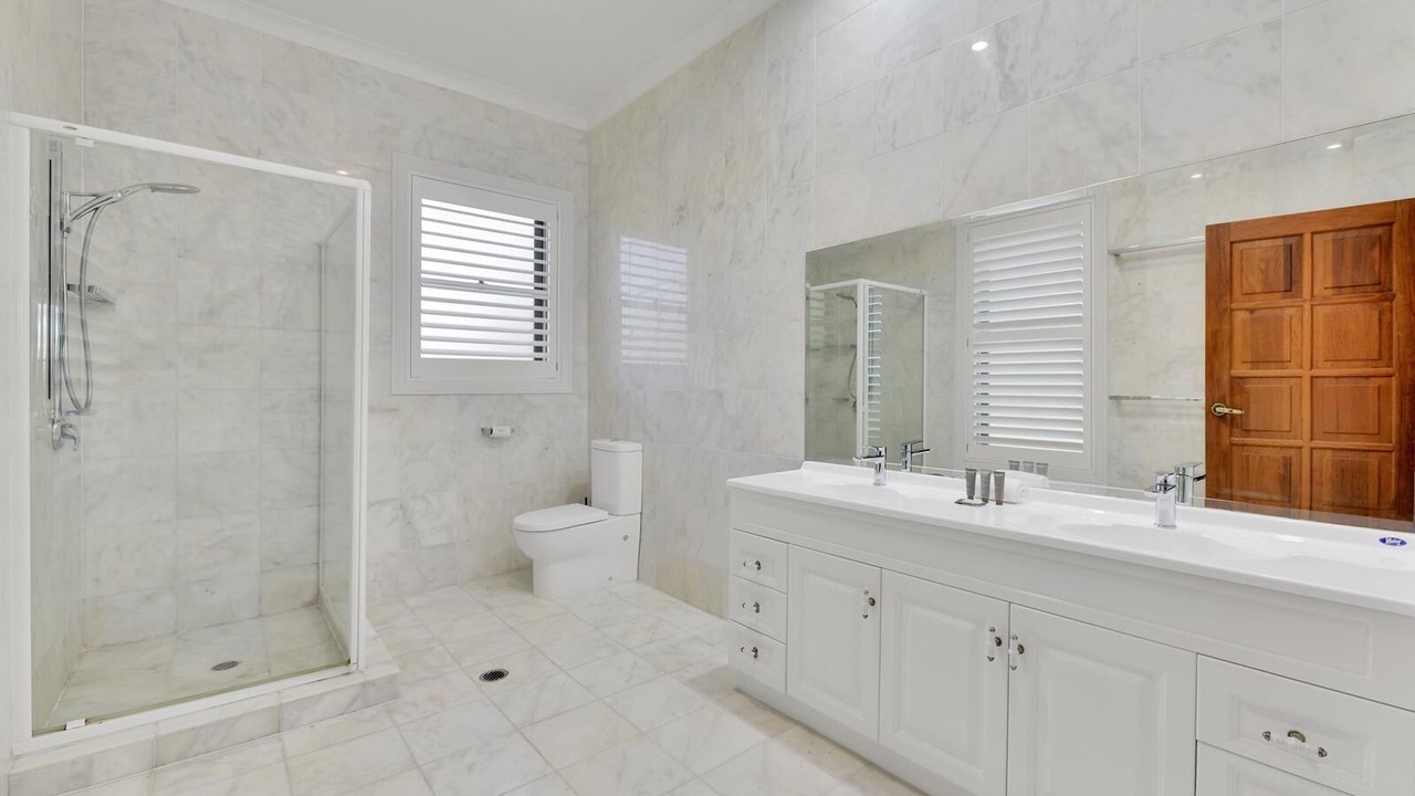 Photo of Bathroom in Cotswold Hills