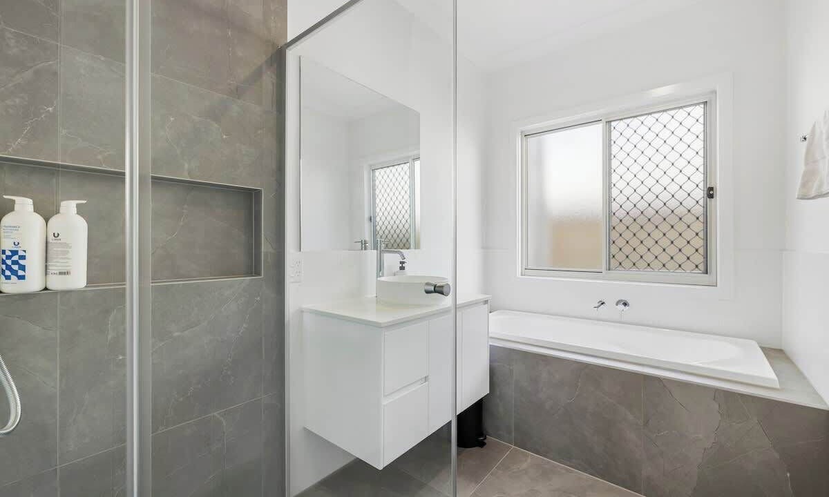 Photo of Bathroom in Flinders View