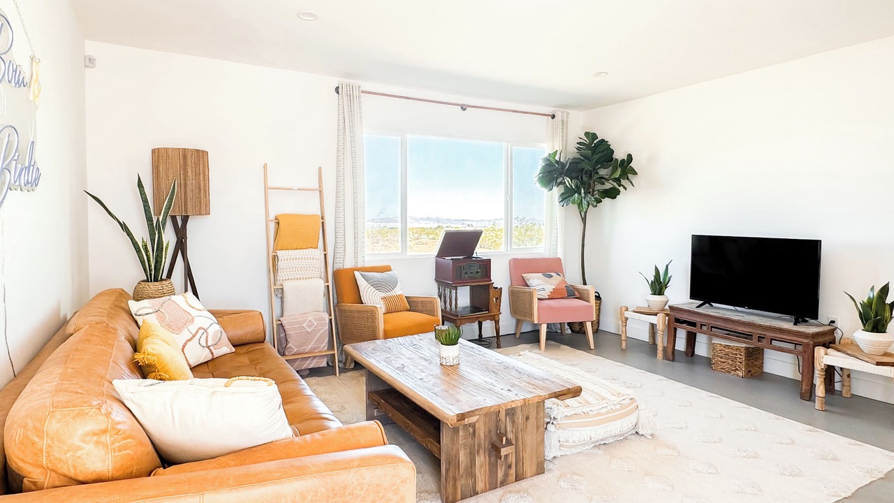 Photo of Livingroom in Landers