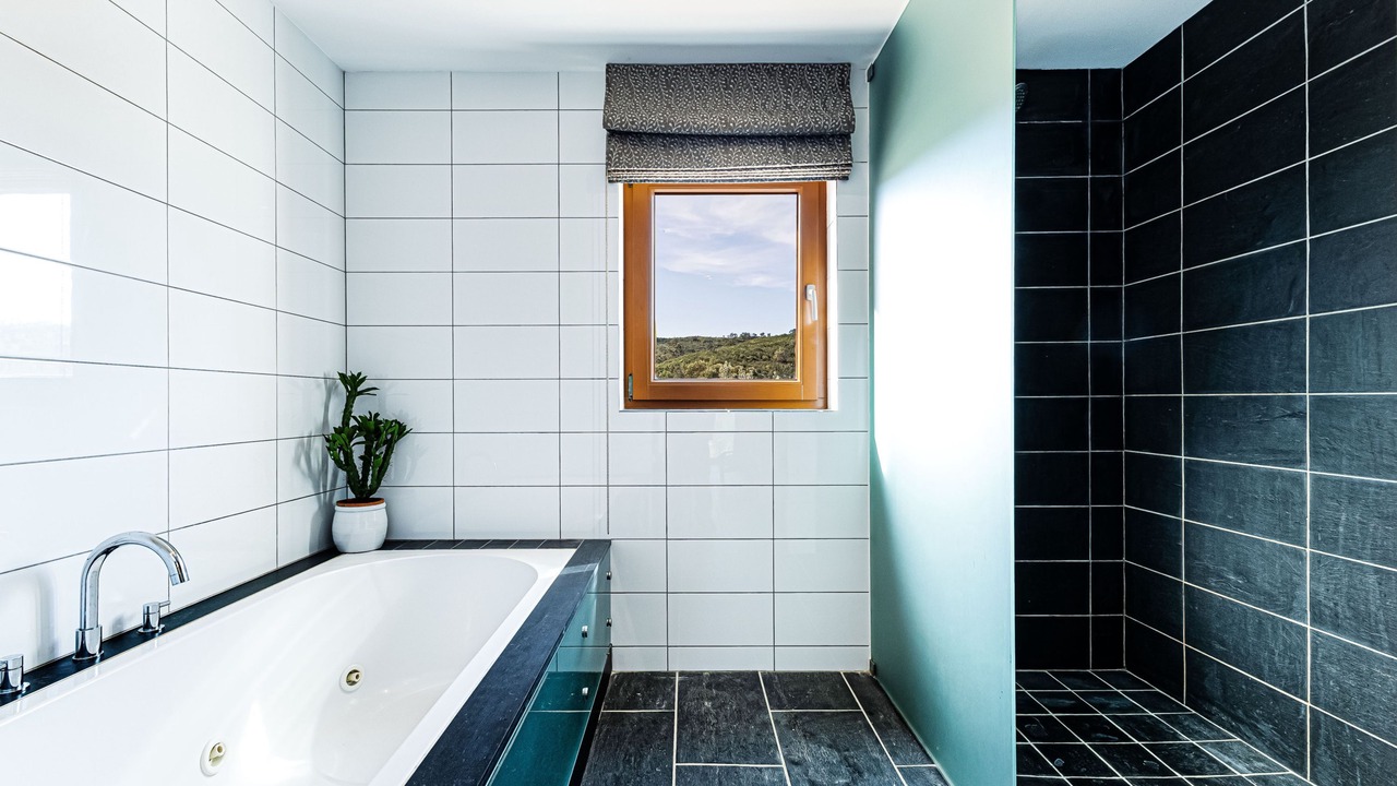 Photo of Bathroom in Marmelete