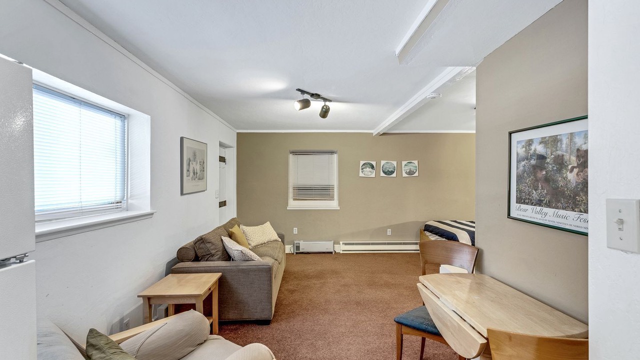 Photo of Livingroom in Bear Valley