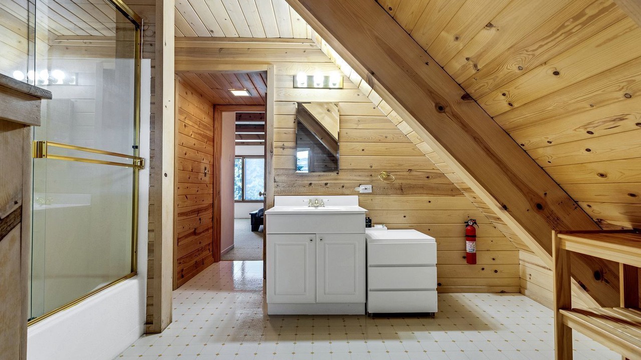 Photo of Bathroom in Bear Valley
