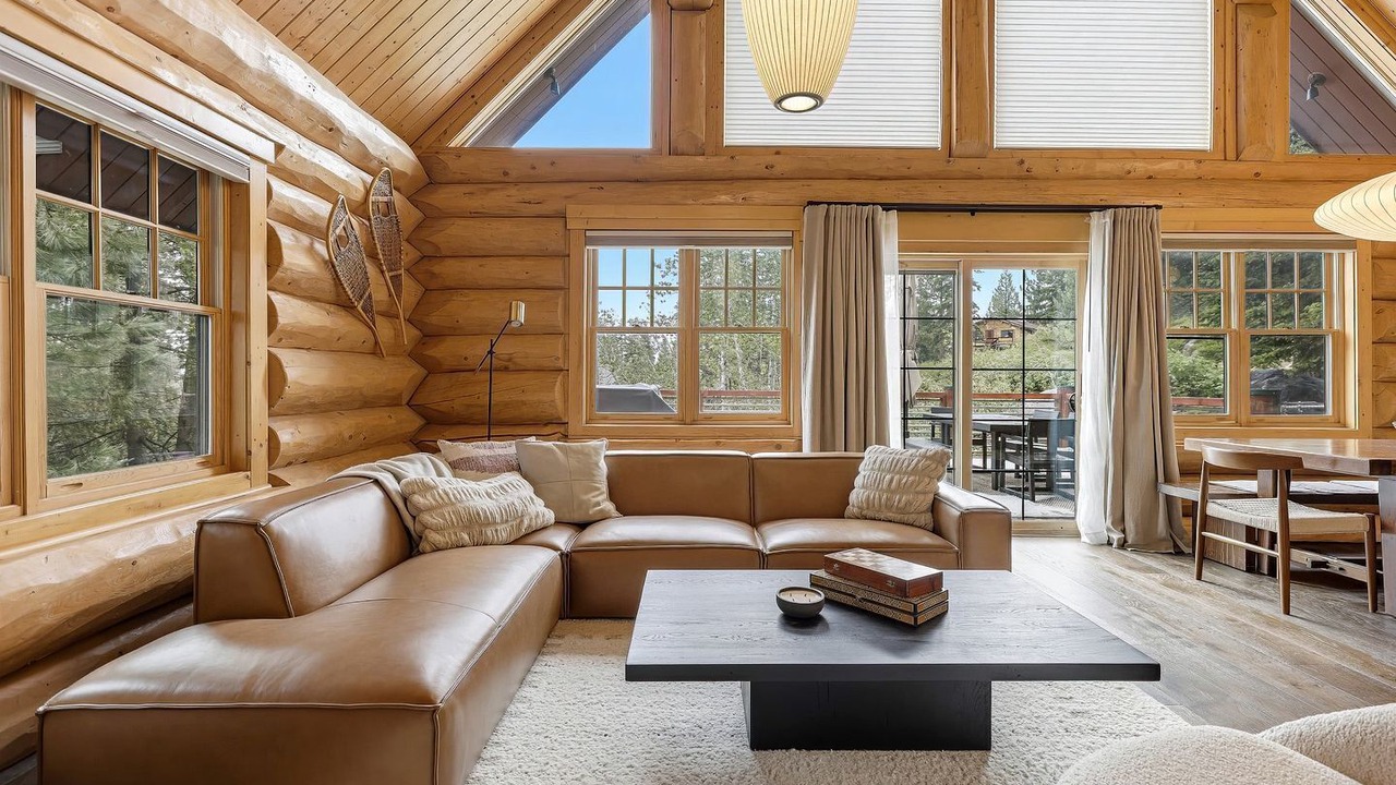 Photo of Livingroom in Bear Valley