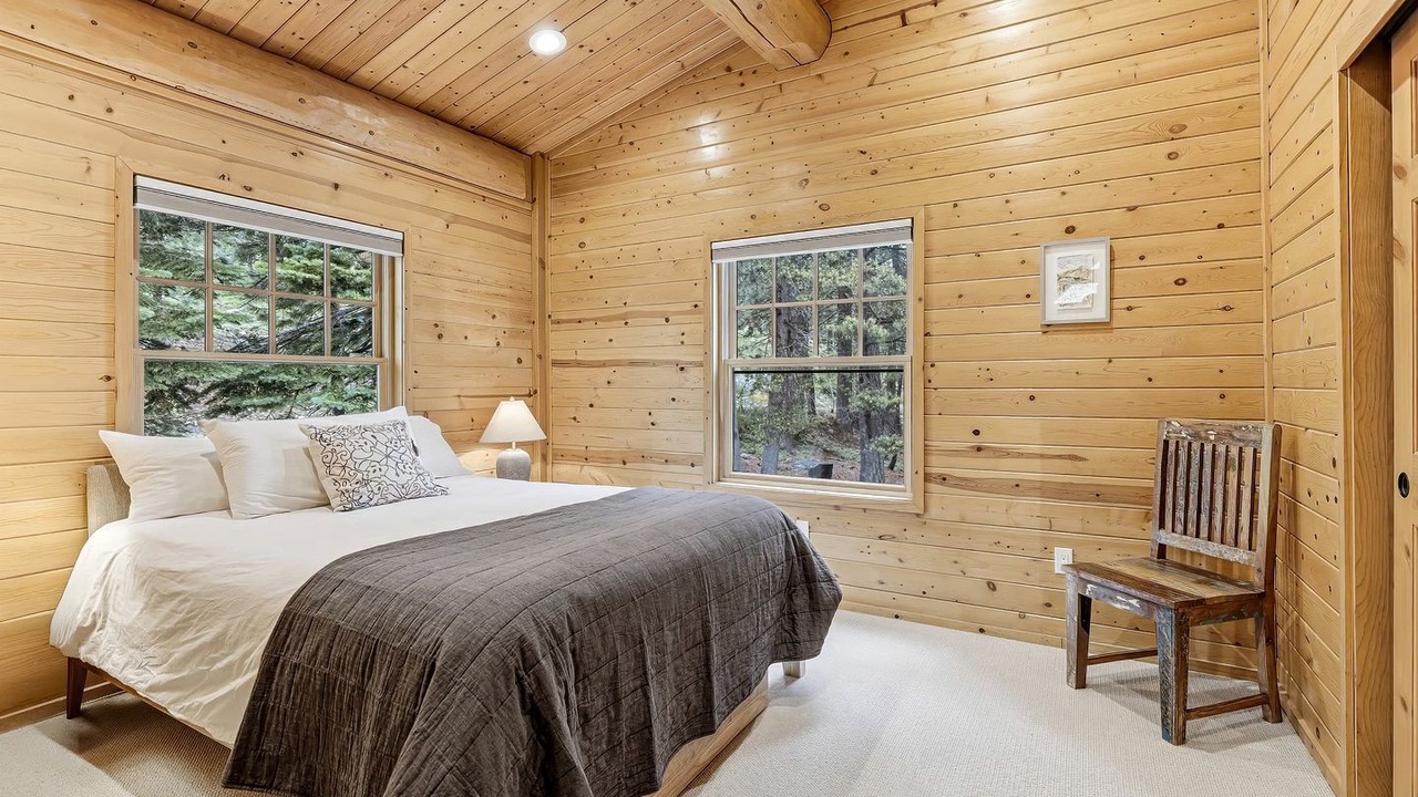 Photo of Bedroom in Bear Valley