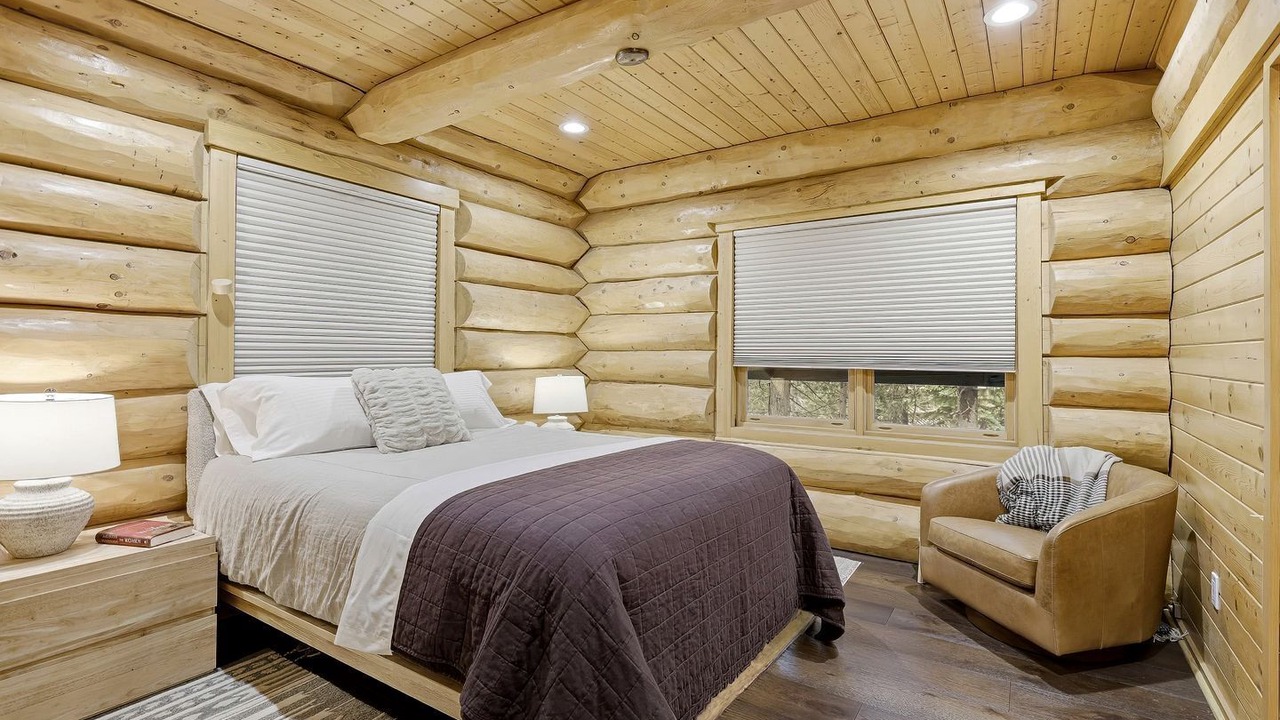 Photo of Bedroom in Bear Valley