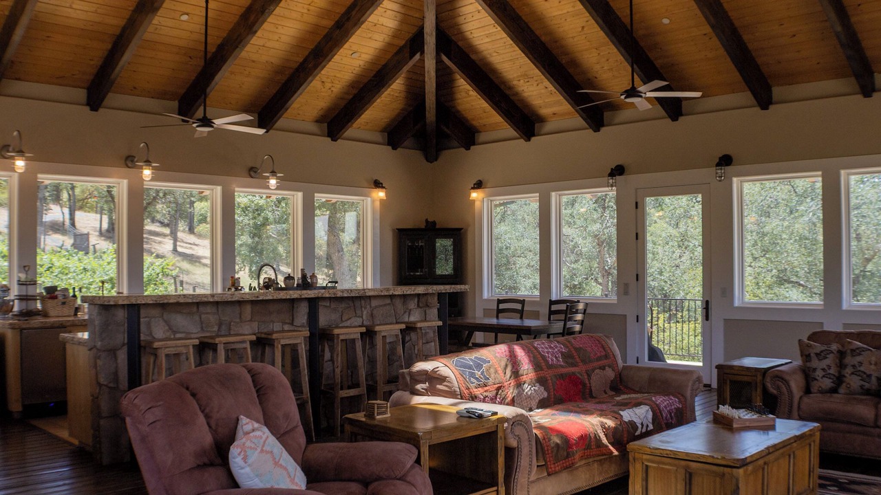 Photo of Livingroom in California Hot Springs