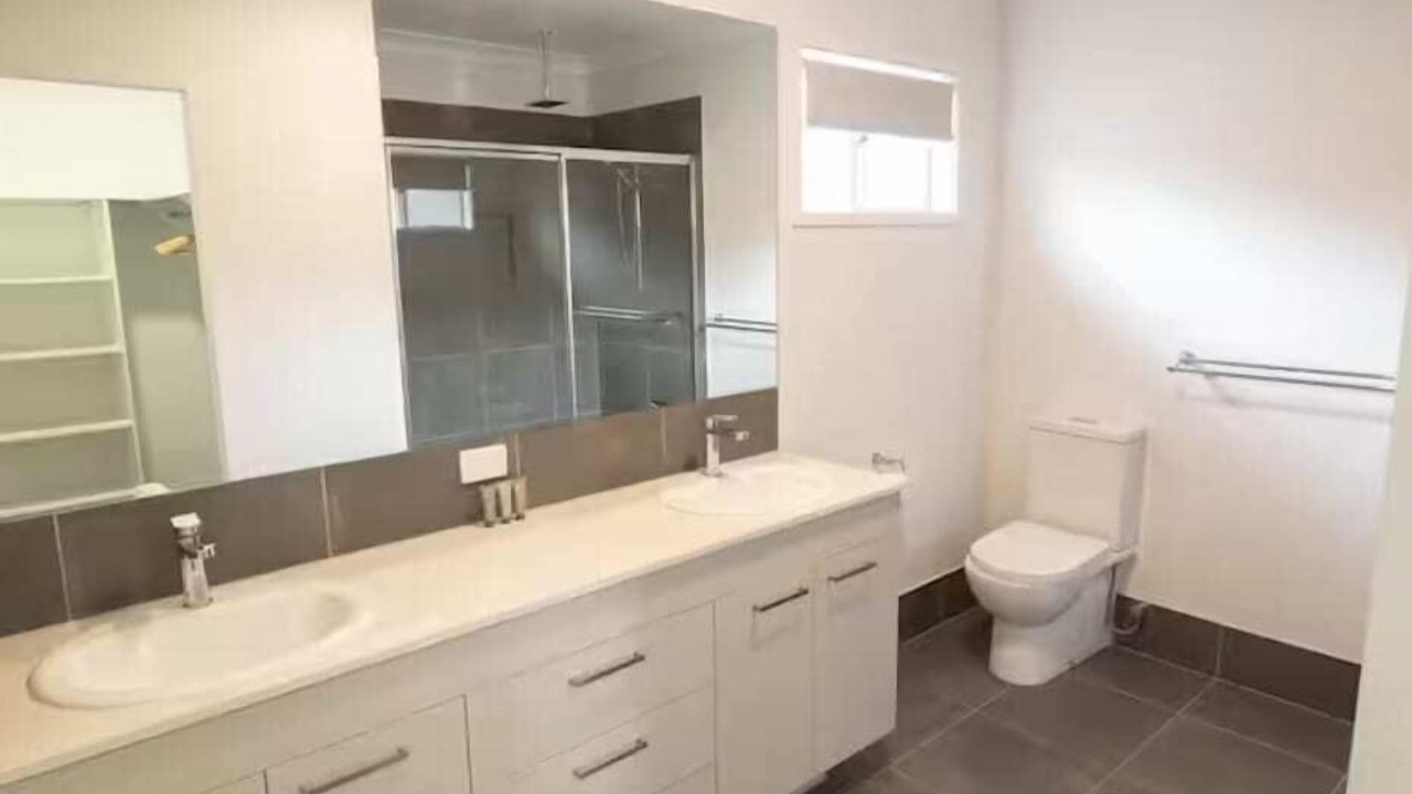 Photo of Bathroom in Plainland