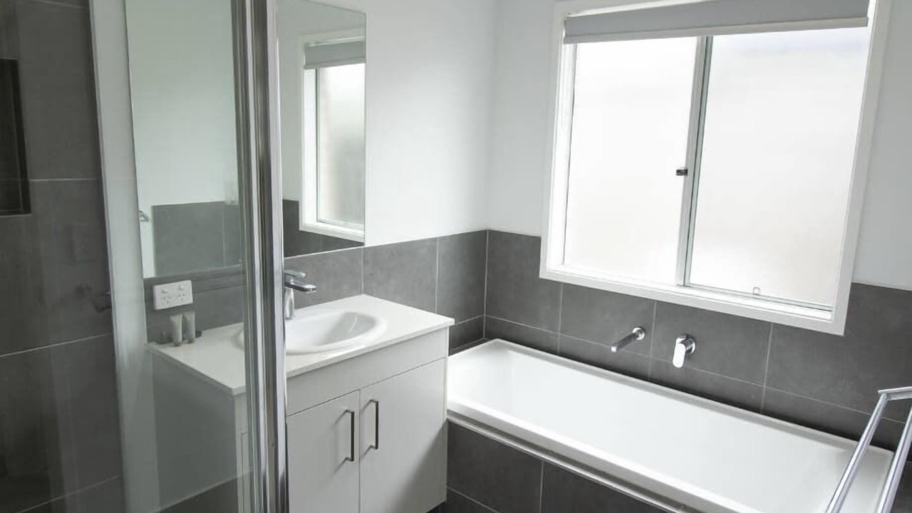 Photo of Bathroom in Plainland