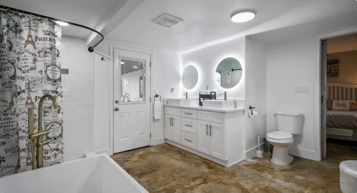 Photo of Bathroom in Wonder Valley