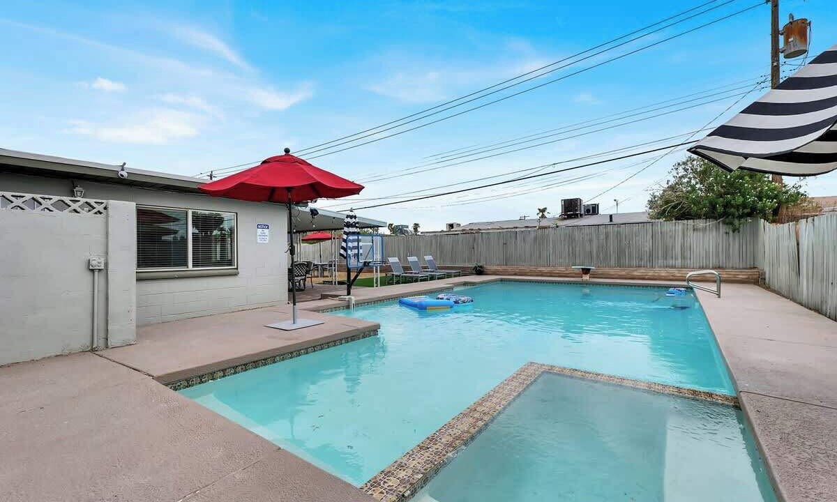 Photo of Outdoor in Paradise