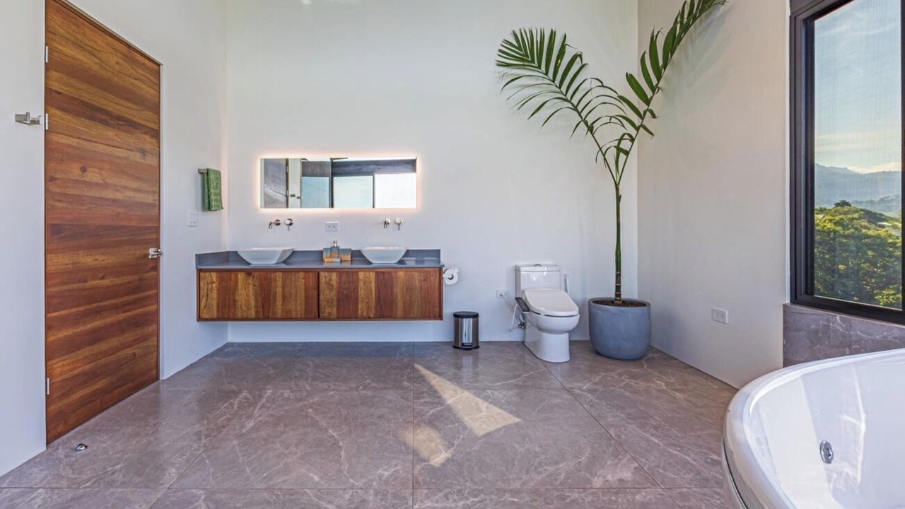 Photo of Bathroom in Ballena