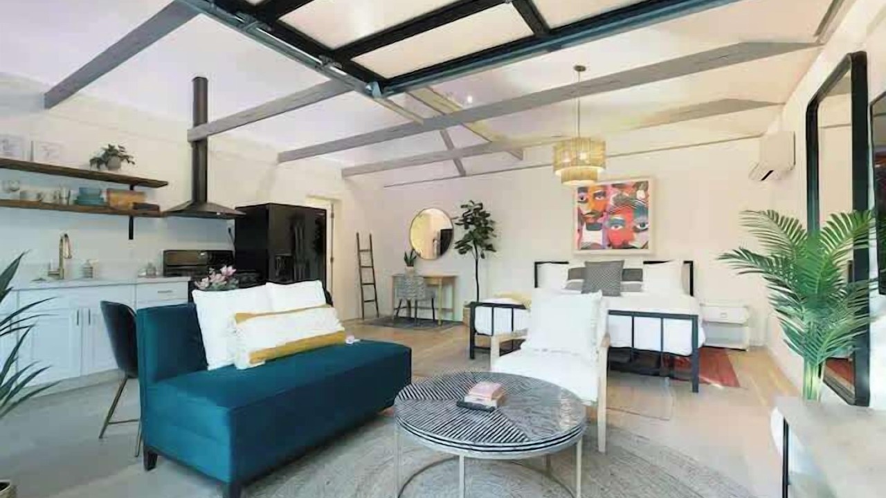 Photo of Livingroom in Little Italy