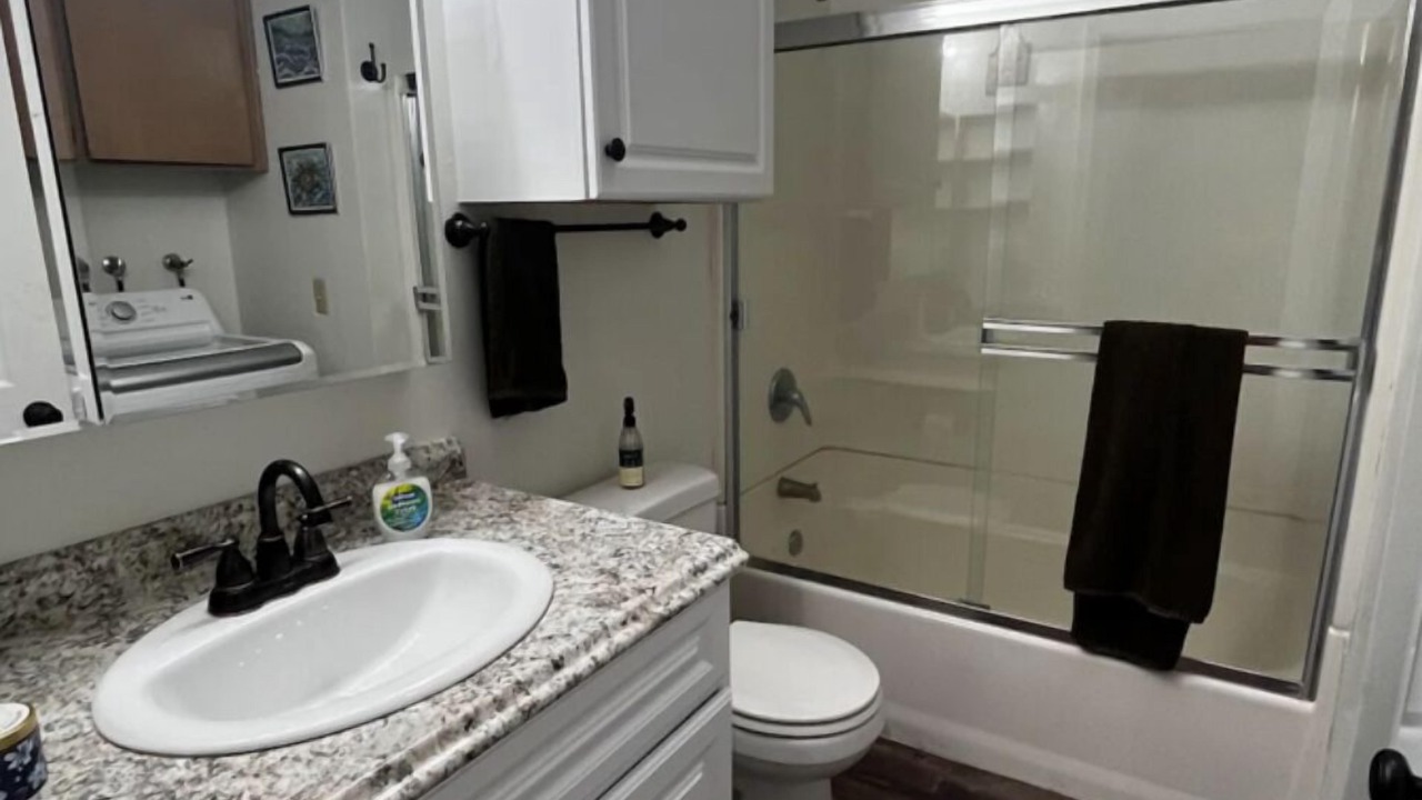 Photo of Bathroom in Baywood-Los Osos