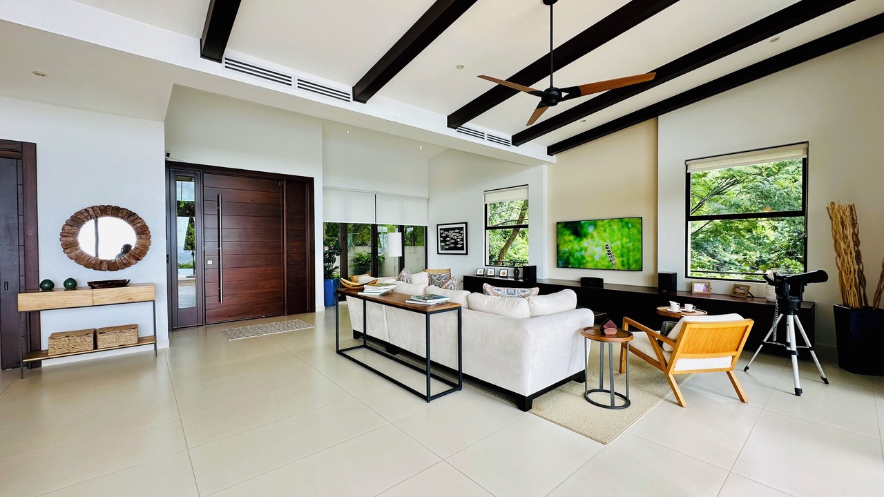 Photo of Livingroom in Panama Beach