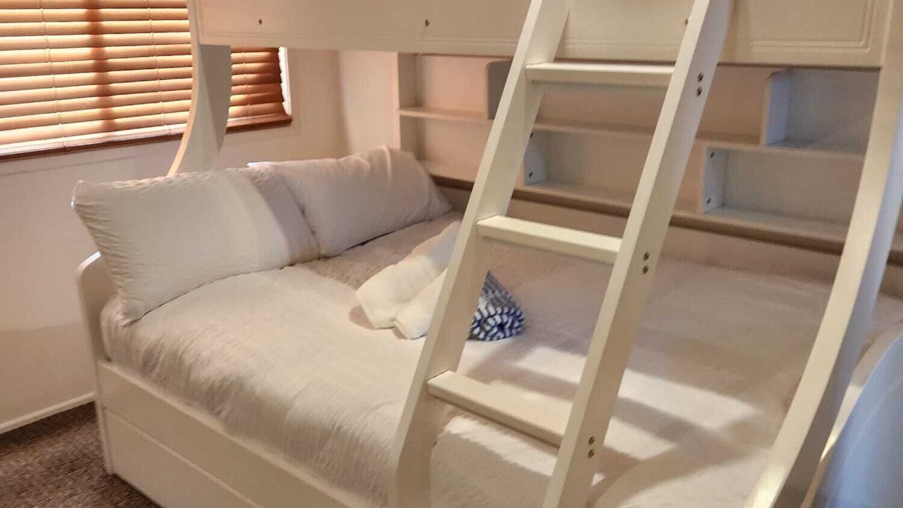 Photo of Bedroom in Mermaid Waters