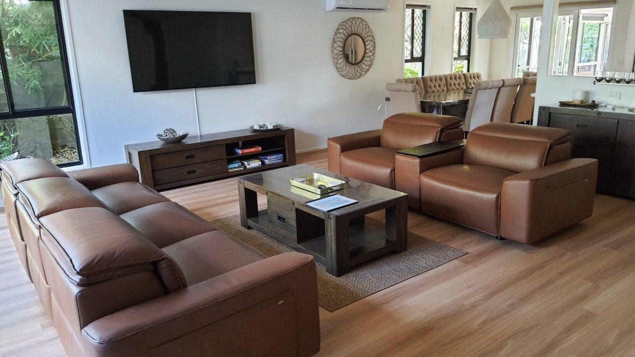 Photo of Livingroom in Mermaid Waters