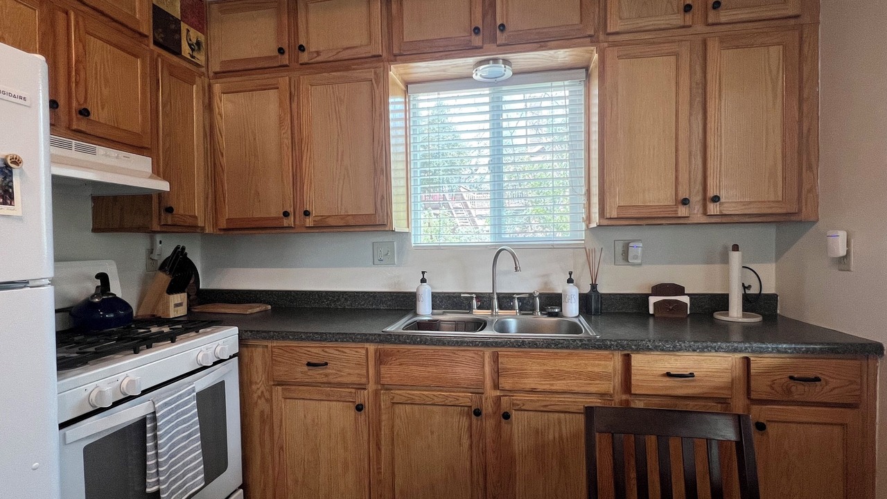 Photo of Kitchen in Arrowbear Lake