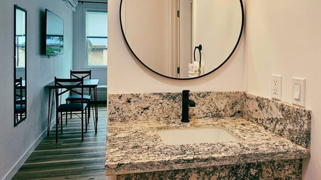 Photo of Bathroom in Wailuku