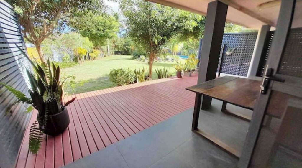 Photo of Patio Balcony in Qalito Island