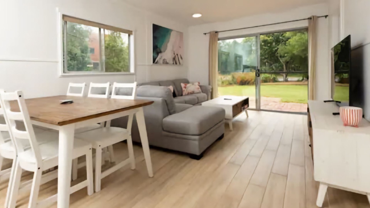 Photo of Livingroom in Broulee