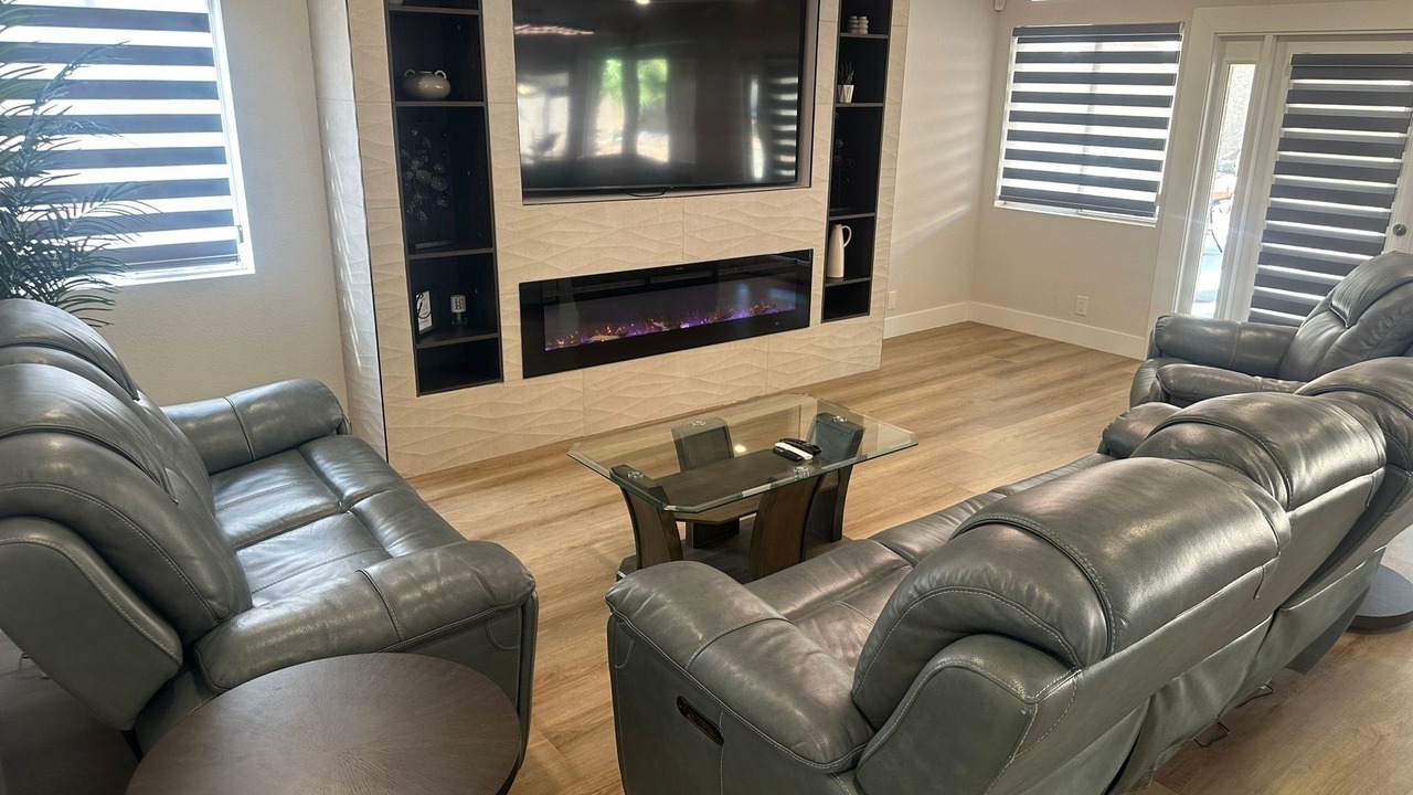 Photo of Livingroom in The Section Seven