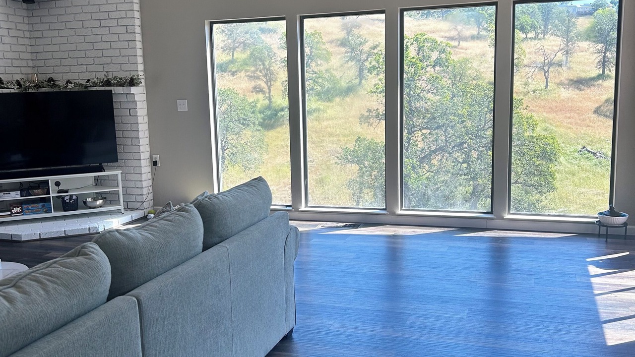 Photo of Livingroom in Hayward