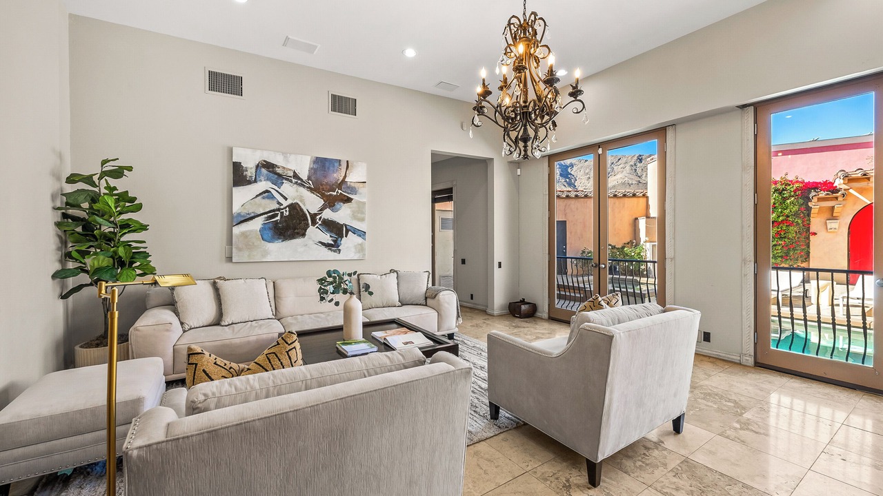 Photo of Livingroom in Rancho Mirage