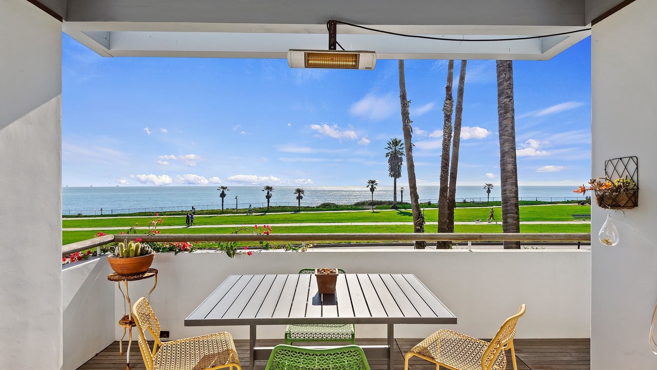 Photo of Patio Balcony in East Mesa