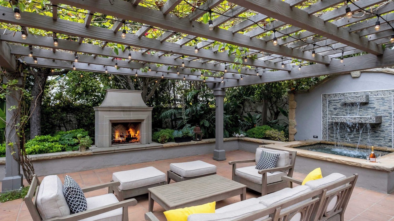Photo of Livingroom in Montecito