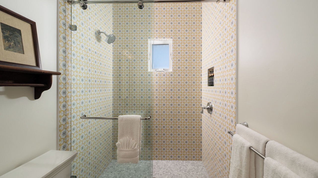 Photo of Bathroom in Los Alamos