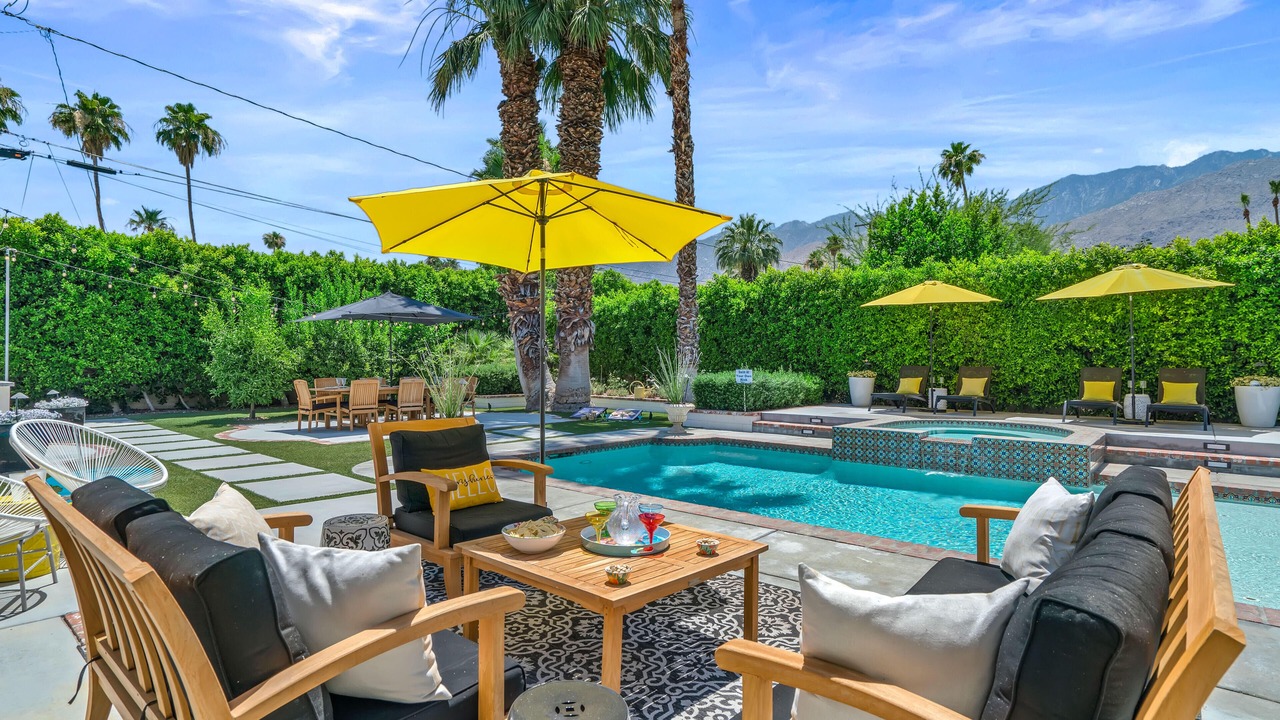 Photo of Outdoor in Tahquitz River Estates
