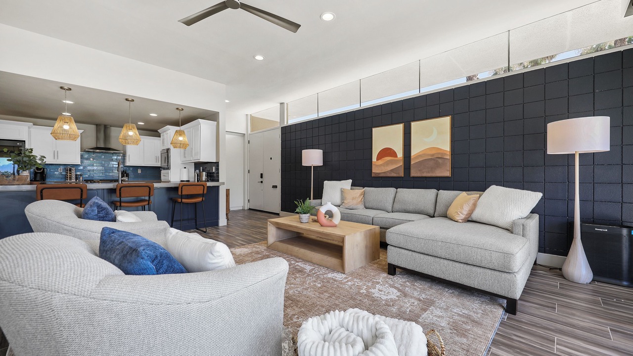 Photo of Livingroom in Palm Desert