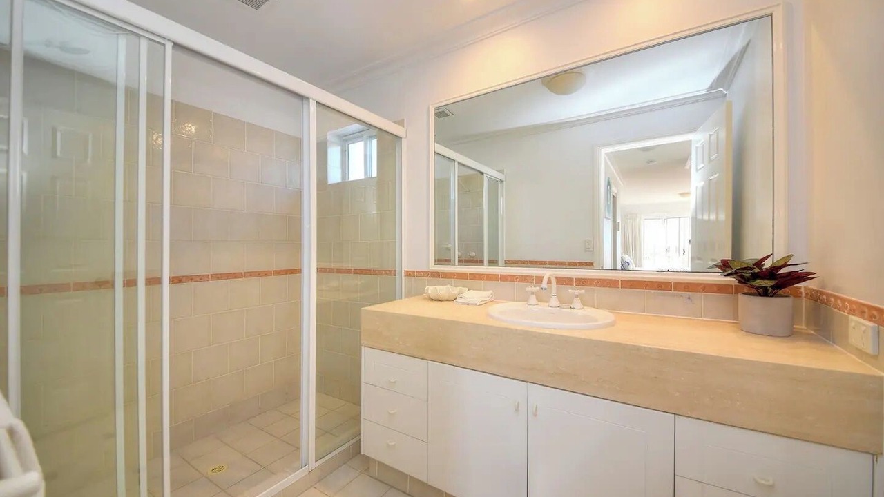 Photo of Bathroom in Broadbeach