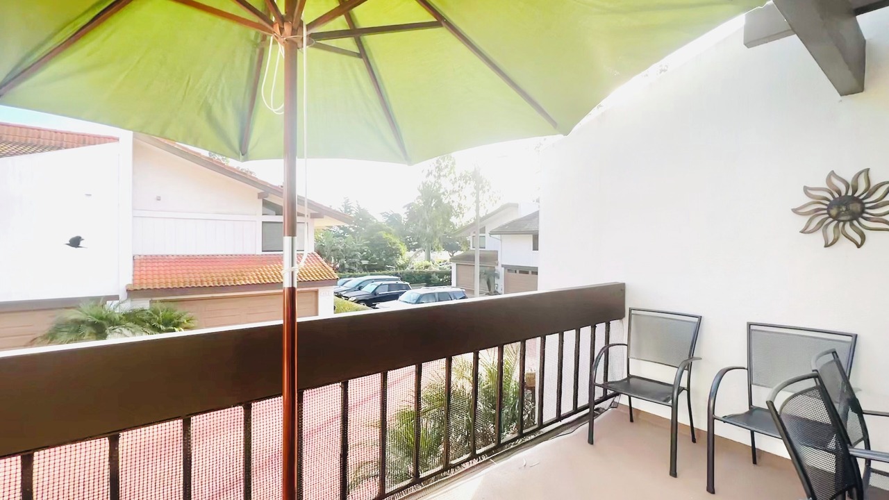 Photo of Patio Balcony in East Beach