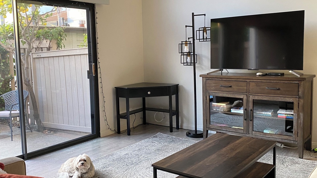 Photo of Livingroom in East Beach