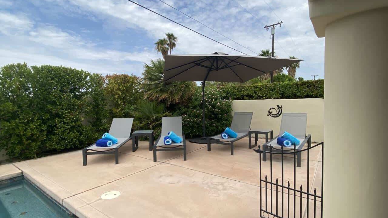 Photo of Outdoor in Racquet Club South