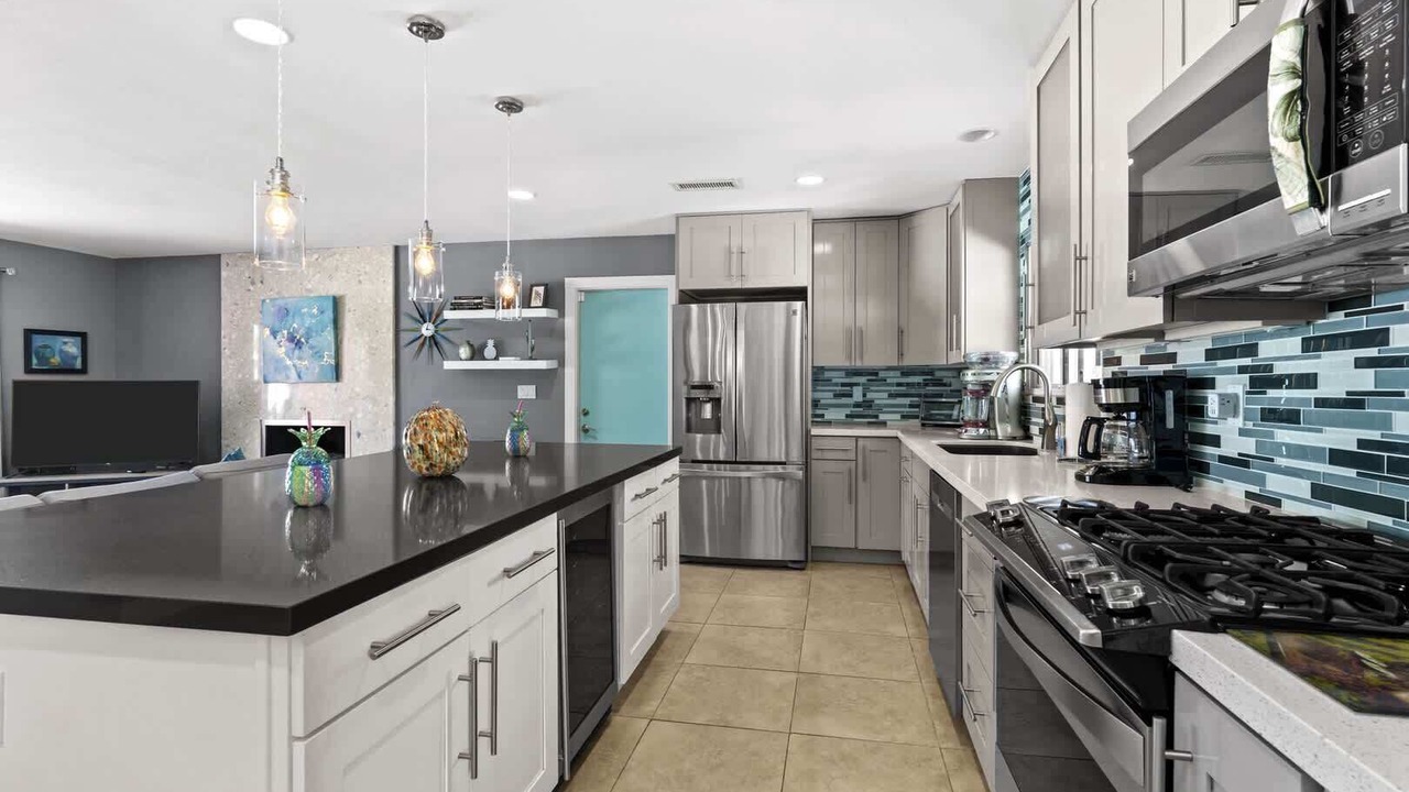 Photo of Kitchen in Racquet Club South