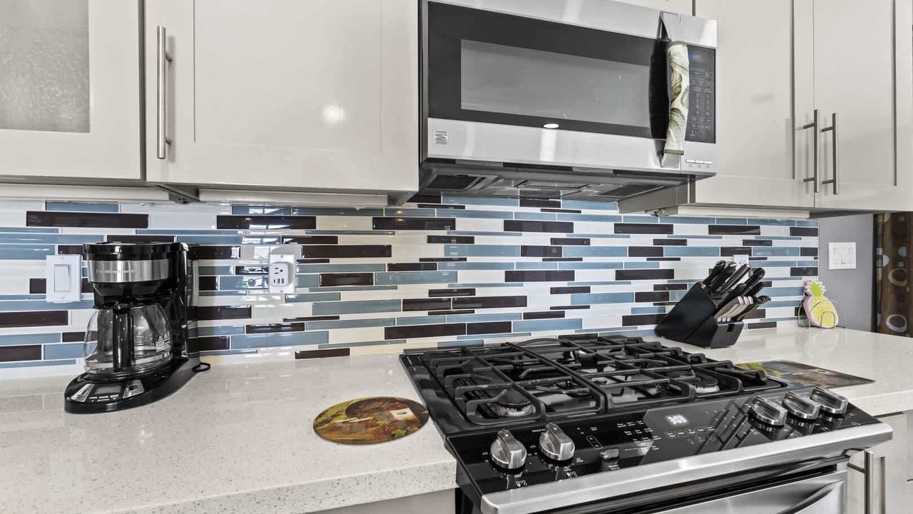 Photo of Kitchen in Racquet Club South