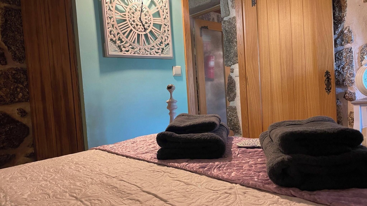 Photo of Bedroom in Tondela